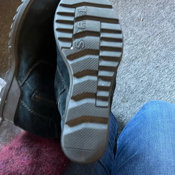 Sorel Women's Evie Bootie — Waterproof Leather — Wedge Ankle Booties, size 8 - Picture 2 of 7